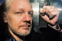 julian assange extradition order upheld