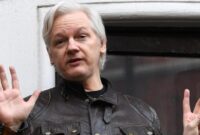 is julian assange still in the uk