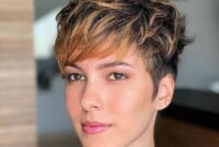 pixie cut with highlights