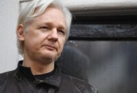 que devient julian assange