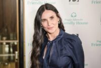 demi moore height and weight 2023