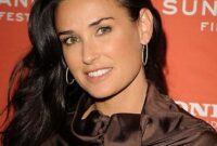 demi moore body measurements