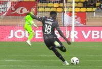 but e lamine camara contre monaco