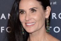 recent pictures of demi moore 2022