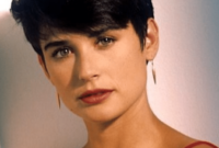 demi moore 90s haircut